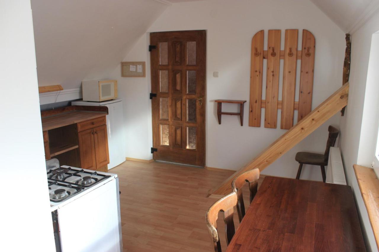 A Kert Apartman Rezi ภายนอก รูปภาพ